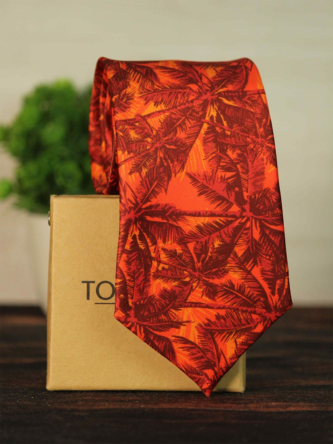 

Tossido Men Orange & Red Printed Microfiber Broad Tie