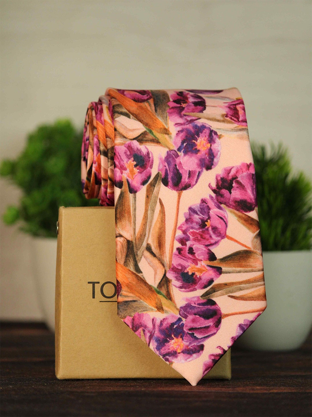 

Tossido Men Pink & Brown Printed Broad Tie
