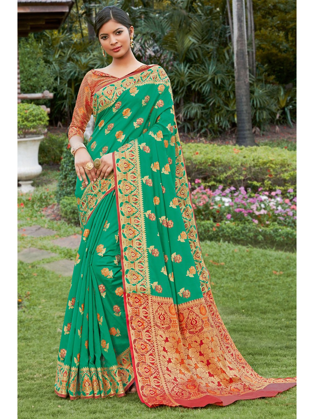 

KARAGIRI Sea Green & Orange Floral Zari Silk Blend Banarasi Saree