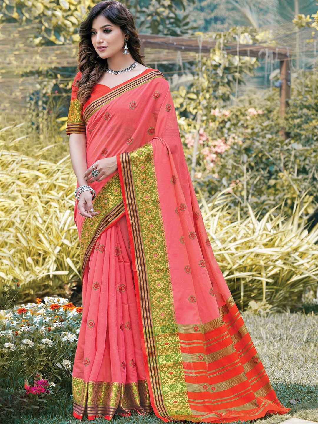 

KARAGIRI Pink & Green Woven Design Zari Saree
