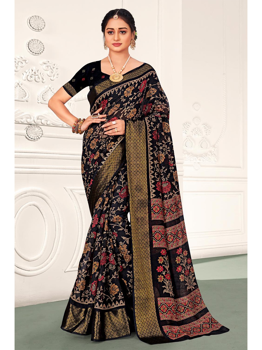 

KARAGIRI Black & Red Floral Zari Saree