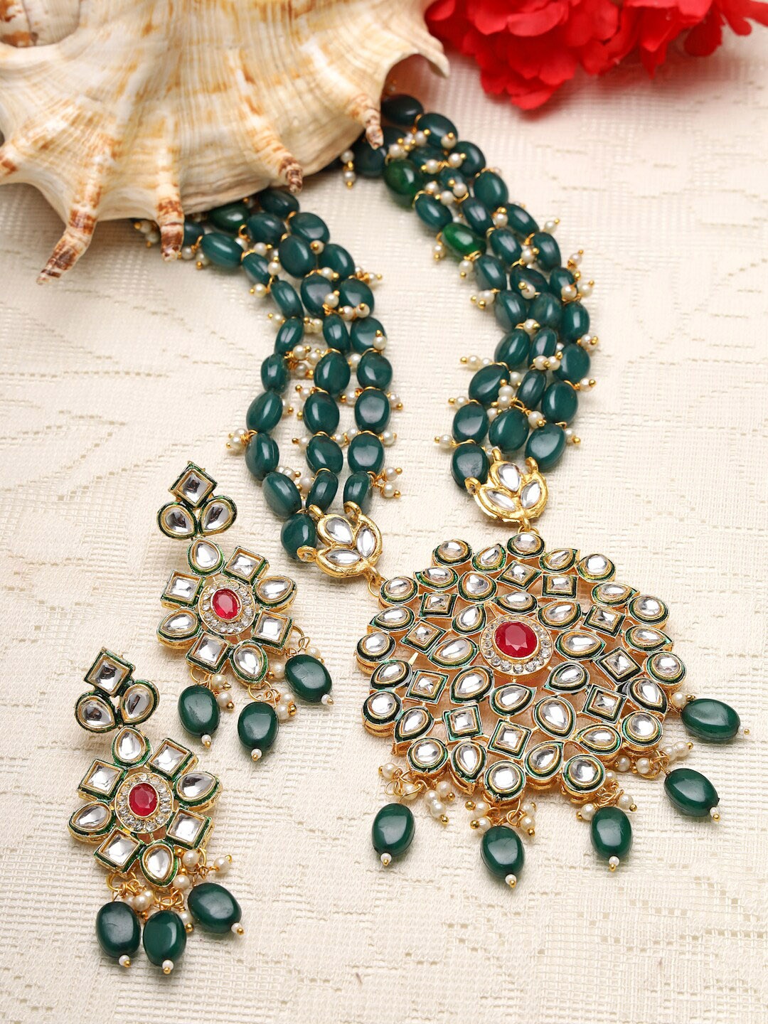 

Moedbuille Gold-Plated Green Beads Kundan & Pearls Studded Antique Jewellery Set