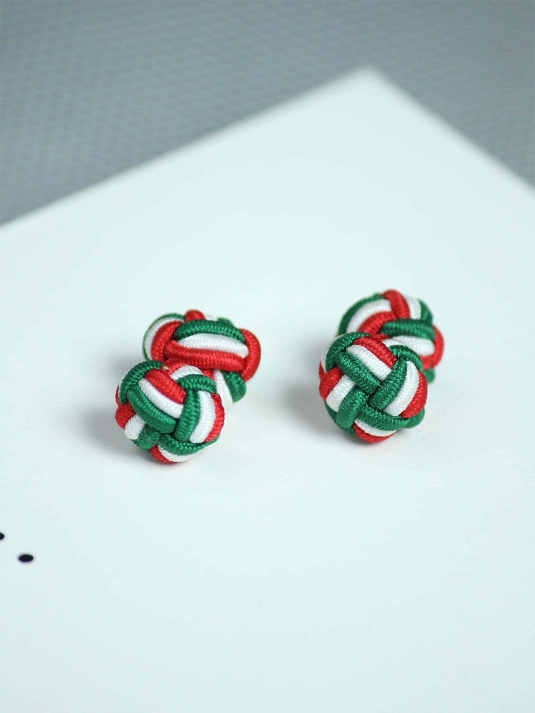 

Tossido Men Red & Green Contemporary Cufflink