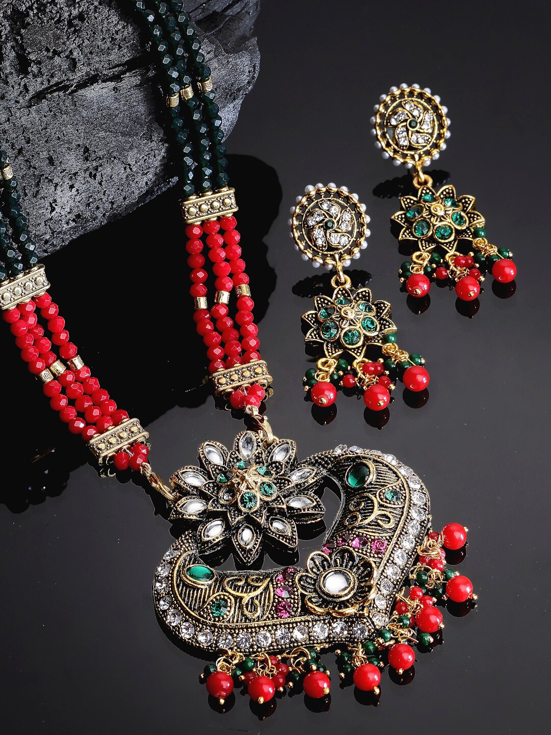 

Arrabi Gold-Plated Gold-Colored Stone-Studded & Beaded Jewellery Set, Green