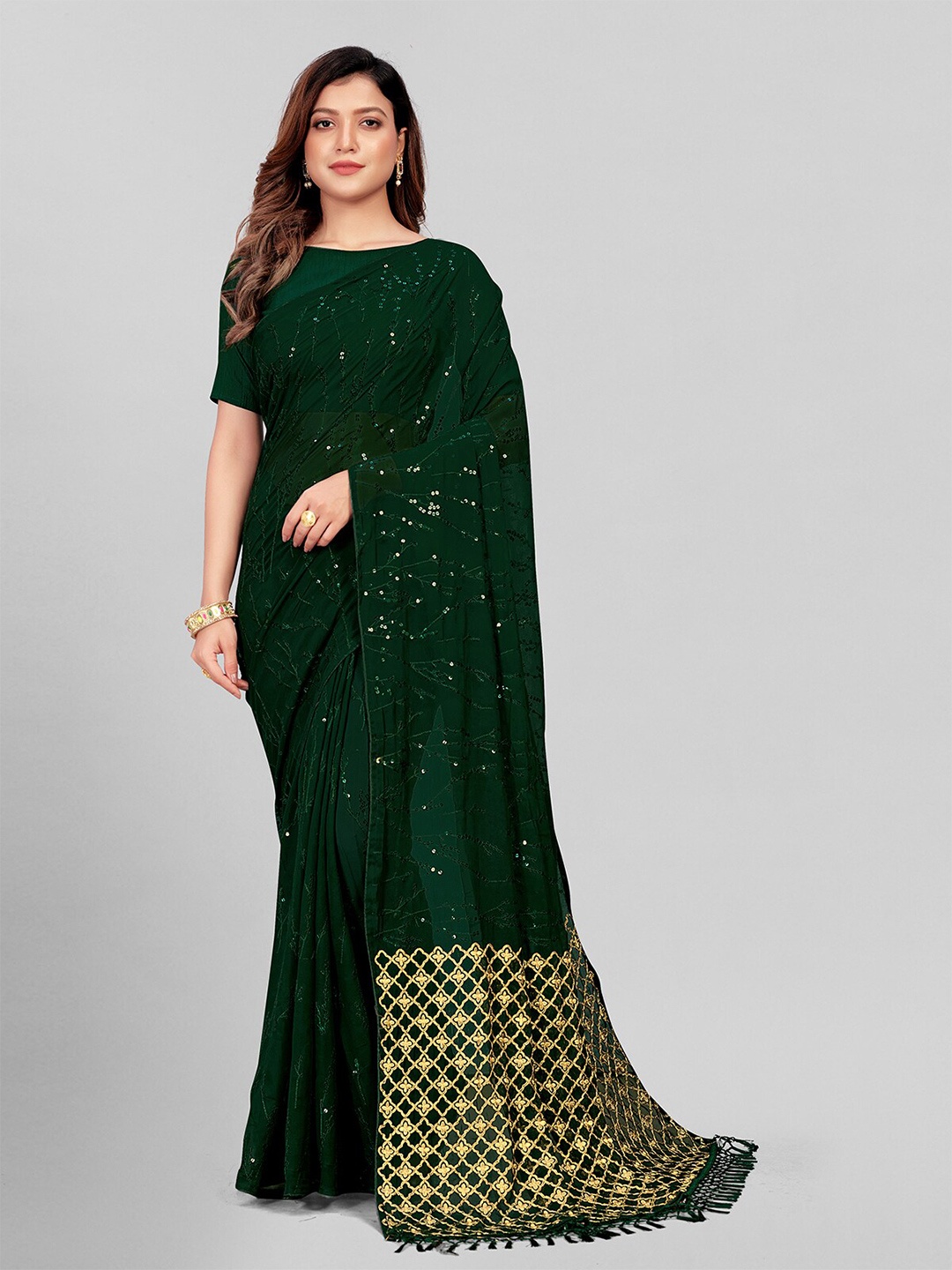 

Mitera Green & Gold-Toned Embellished Sequinned Pure Georgette Saree
