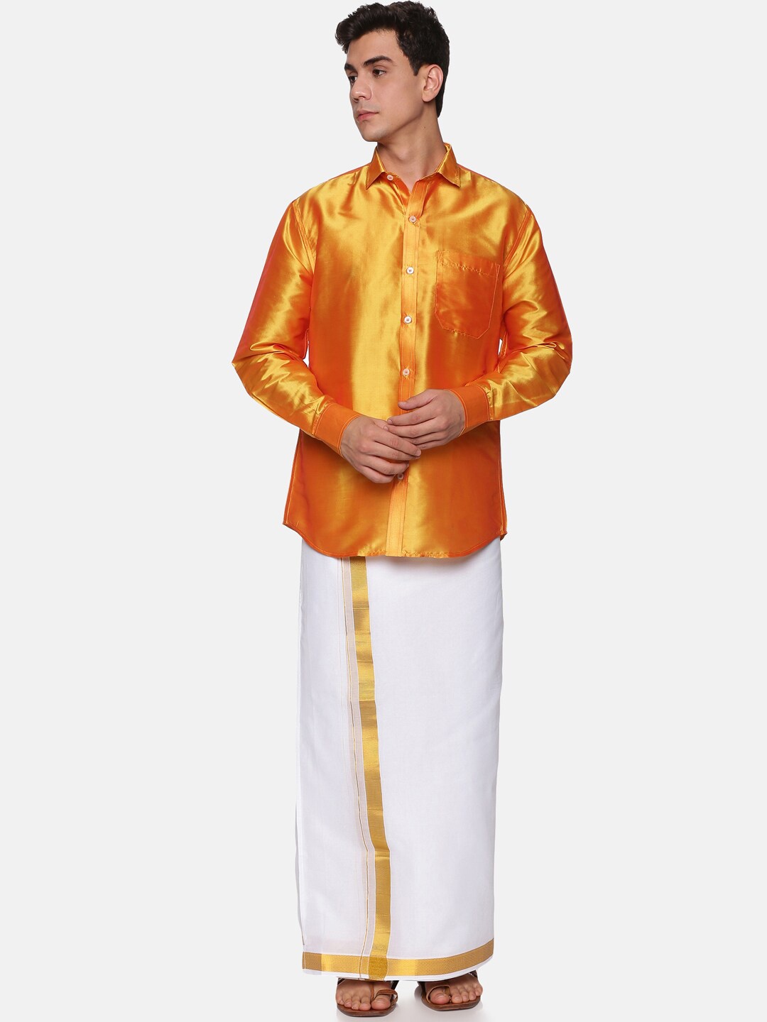 

Sethukrishna Men Yellow & White Solid Pure Cotton Shirt with Dhoti