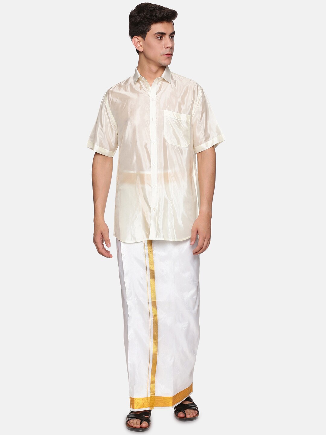 

Sethukrishna Men Cream-Coloured & White Solid Shirt with Dhoti