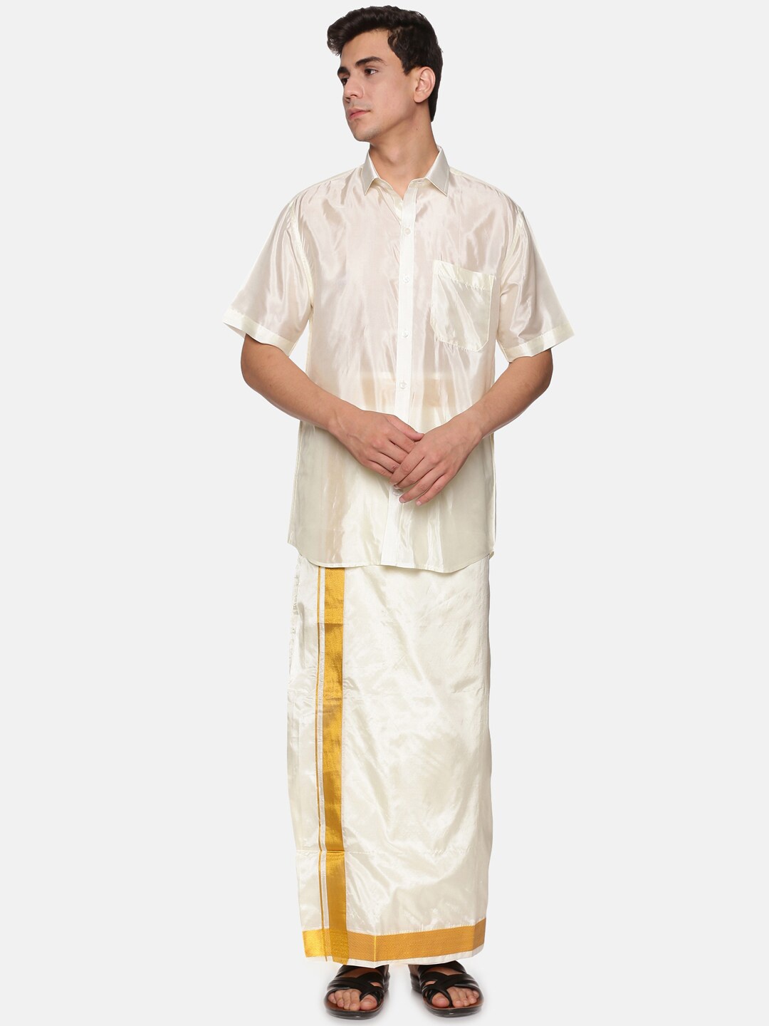 

Sethukrishna Men Cream-Coloured & White Solid Shirt with Dhoti