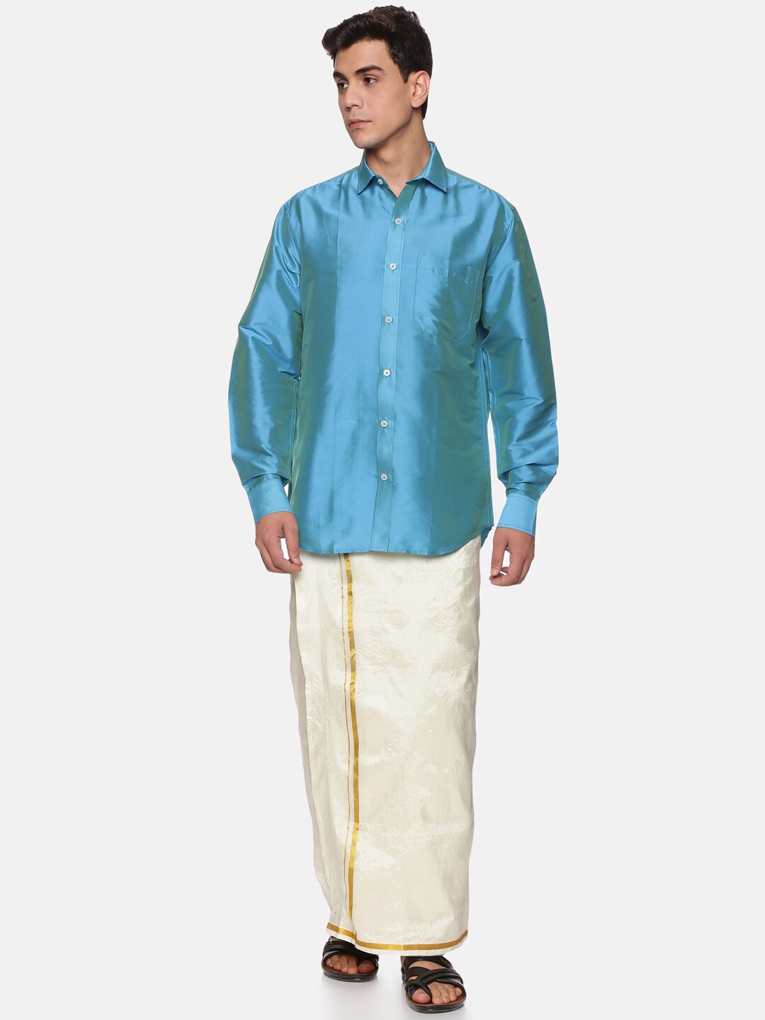 

Sethukrishna Men Turquoise Blue & White Shirt With Dhoti