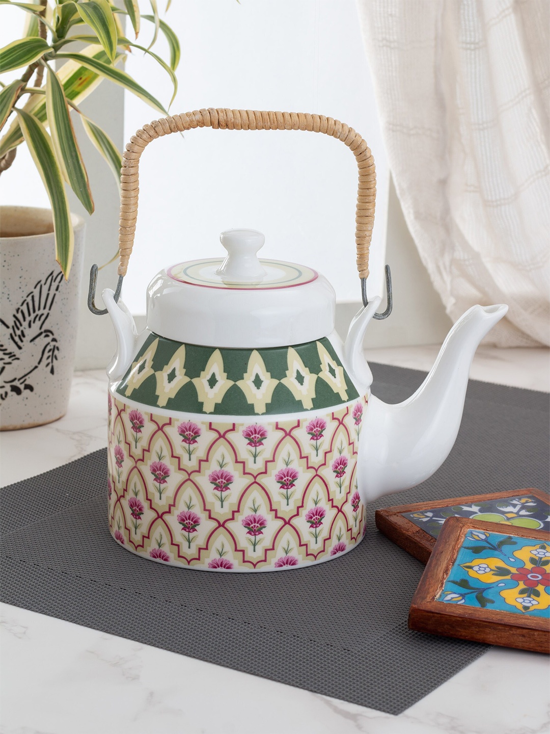 

India Circus Pink & Green Printed Ceramic Glossy Kettle 1L