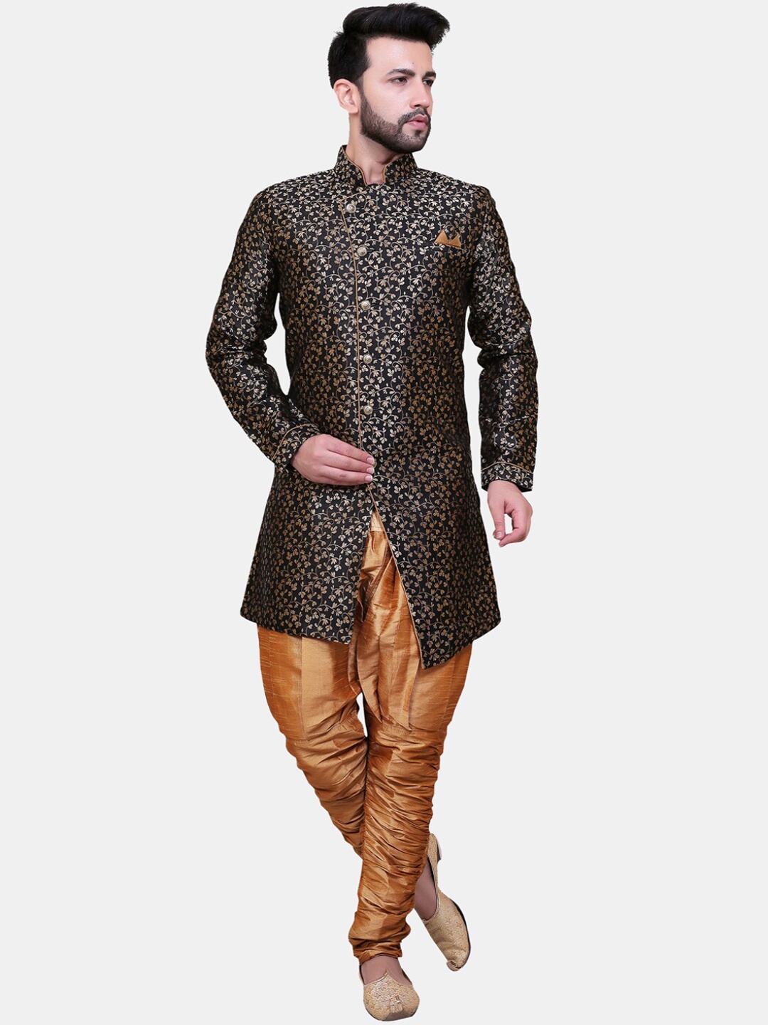 

Avaeta Men Black & Golden Woven Design Sherwani