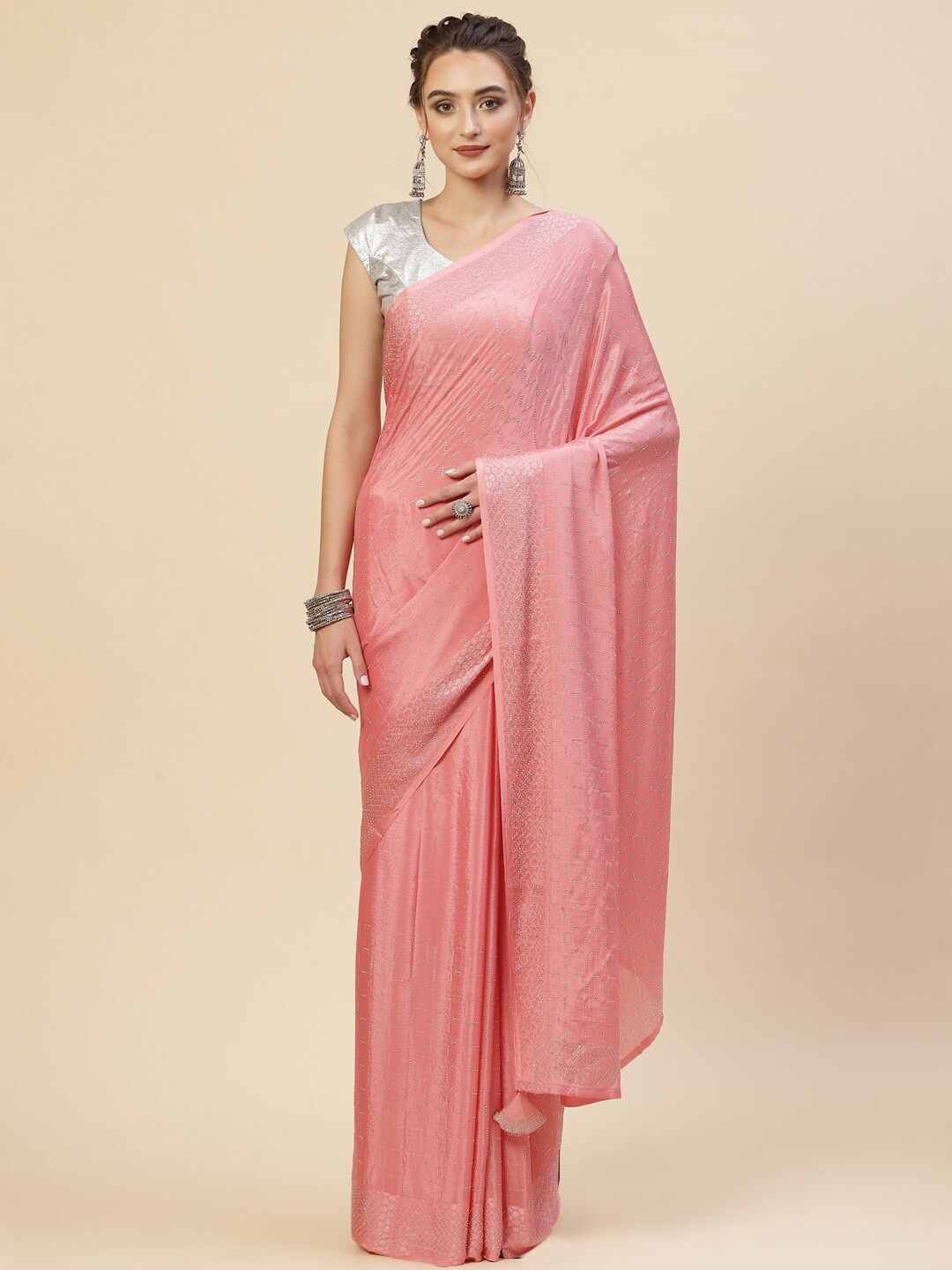 

Meena Bazaar Pink & Silver-Toned Embellished Beads and Stones Saree