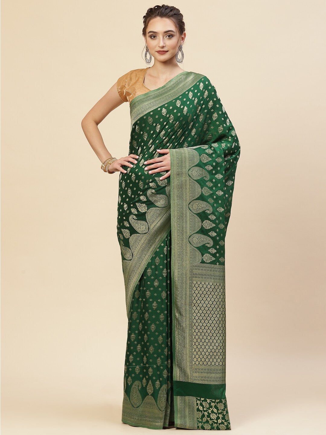 

Meena Bazaar Green & Gold-Toned Woven Design Zari Saree