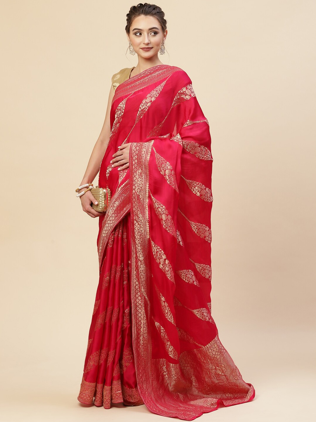 

Meena Bazaar Fuchsia & Gold-Toned Woven Design Zari Satin Saree