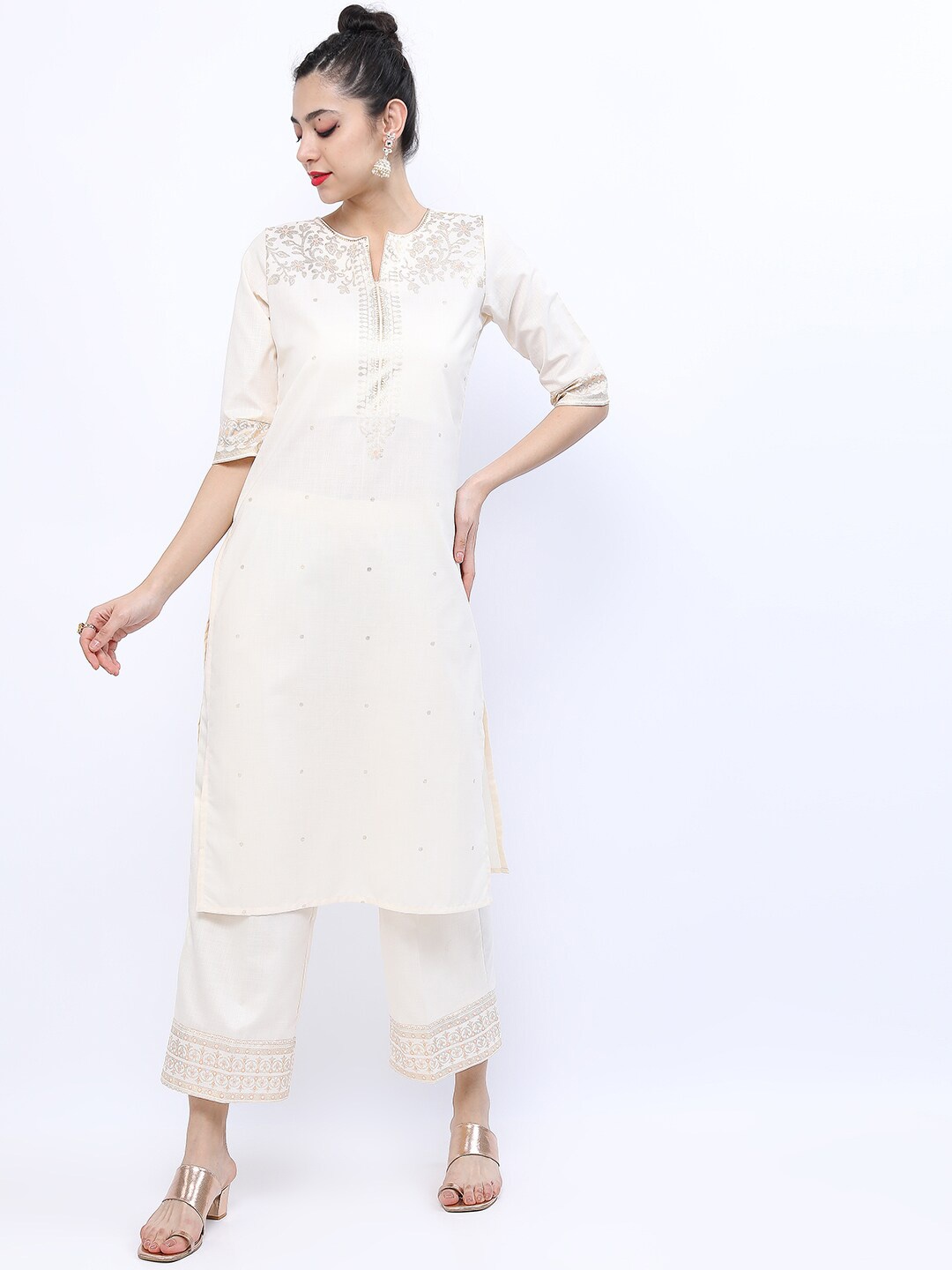 

Vishudh Women Cream-Coloured Floral Printed Kurta With Palazzos