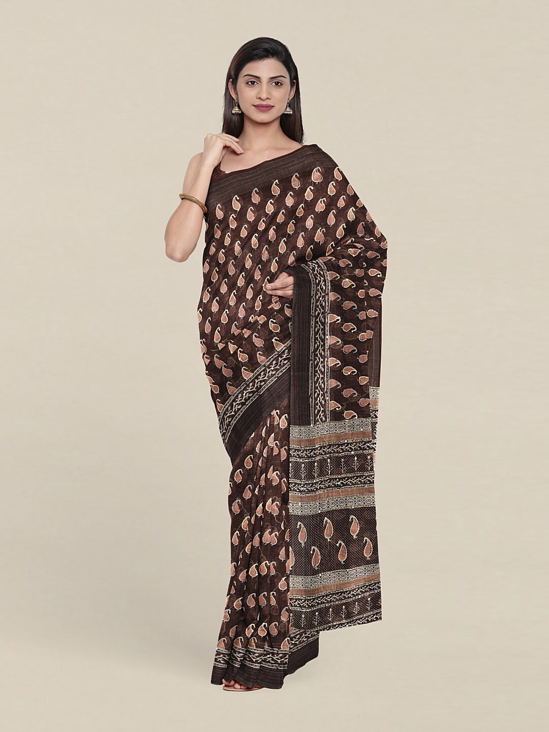 

Pothys Black & Beige Paisley Jute Silk Saree
