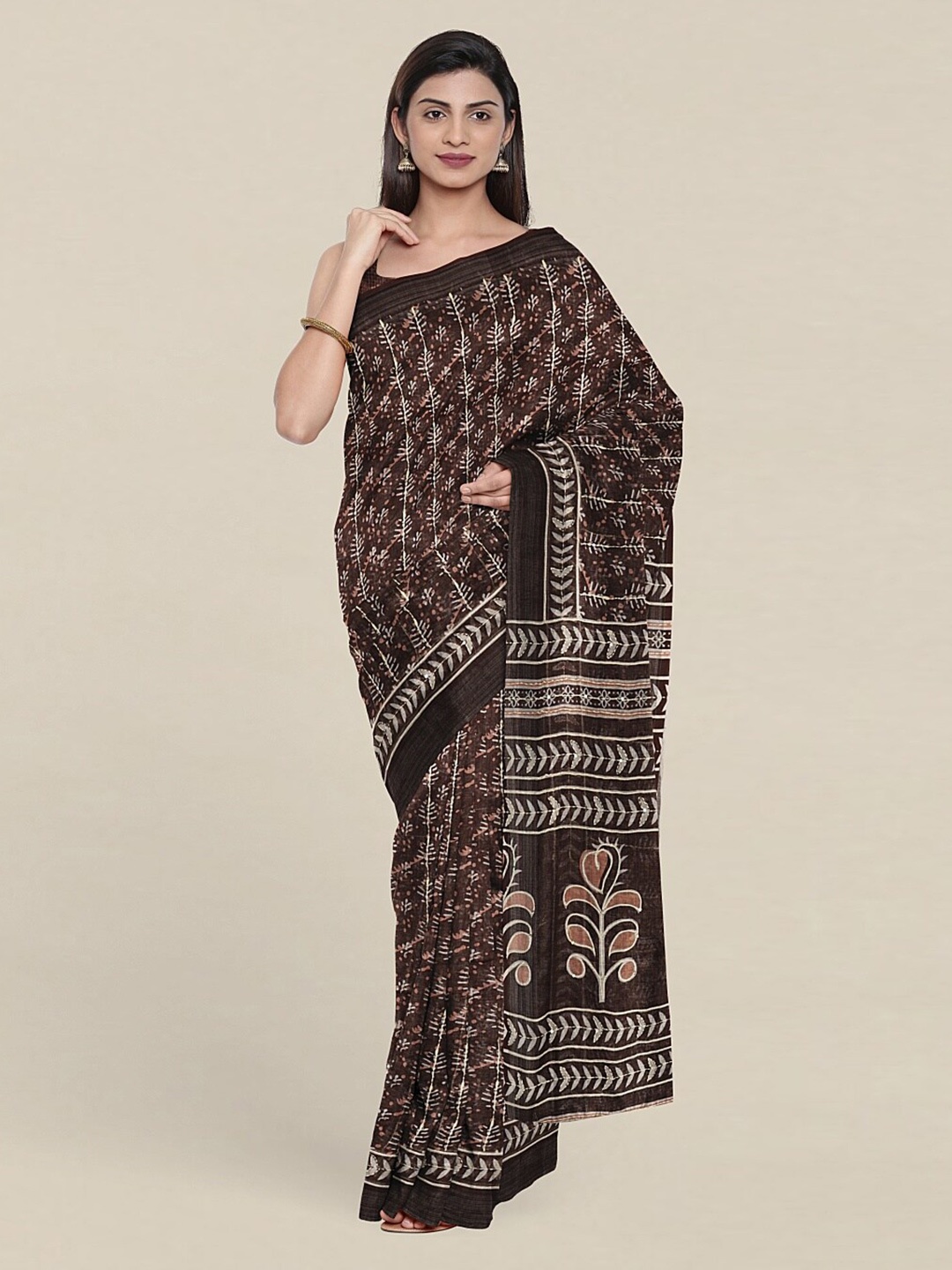 

Pothys Black & White Ethnic Motifs Jute Silk Saree