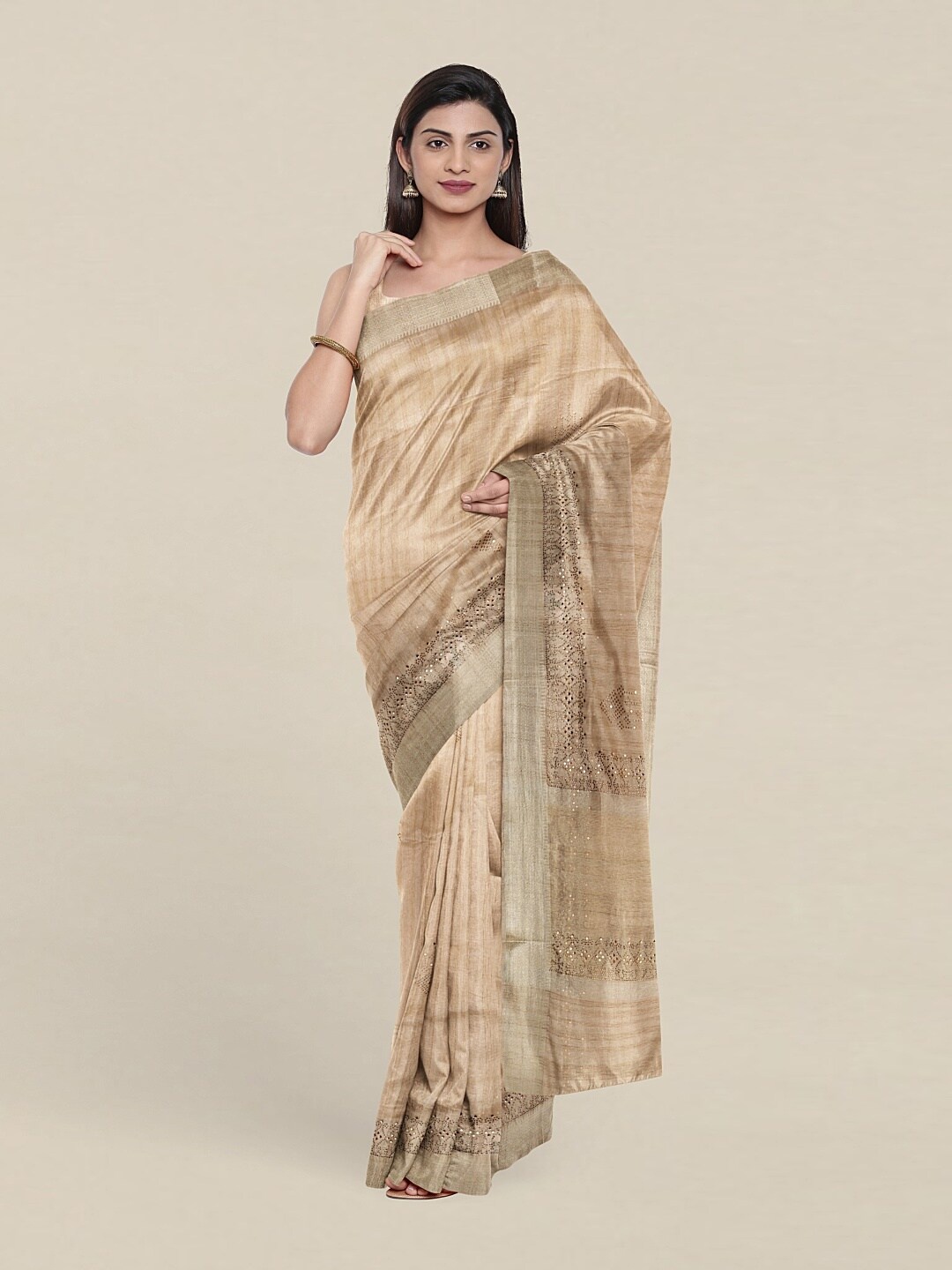 

Pothys Cream-Coloured & Gold-Toned Embellished Beads and Stones Jute Silk Saree