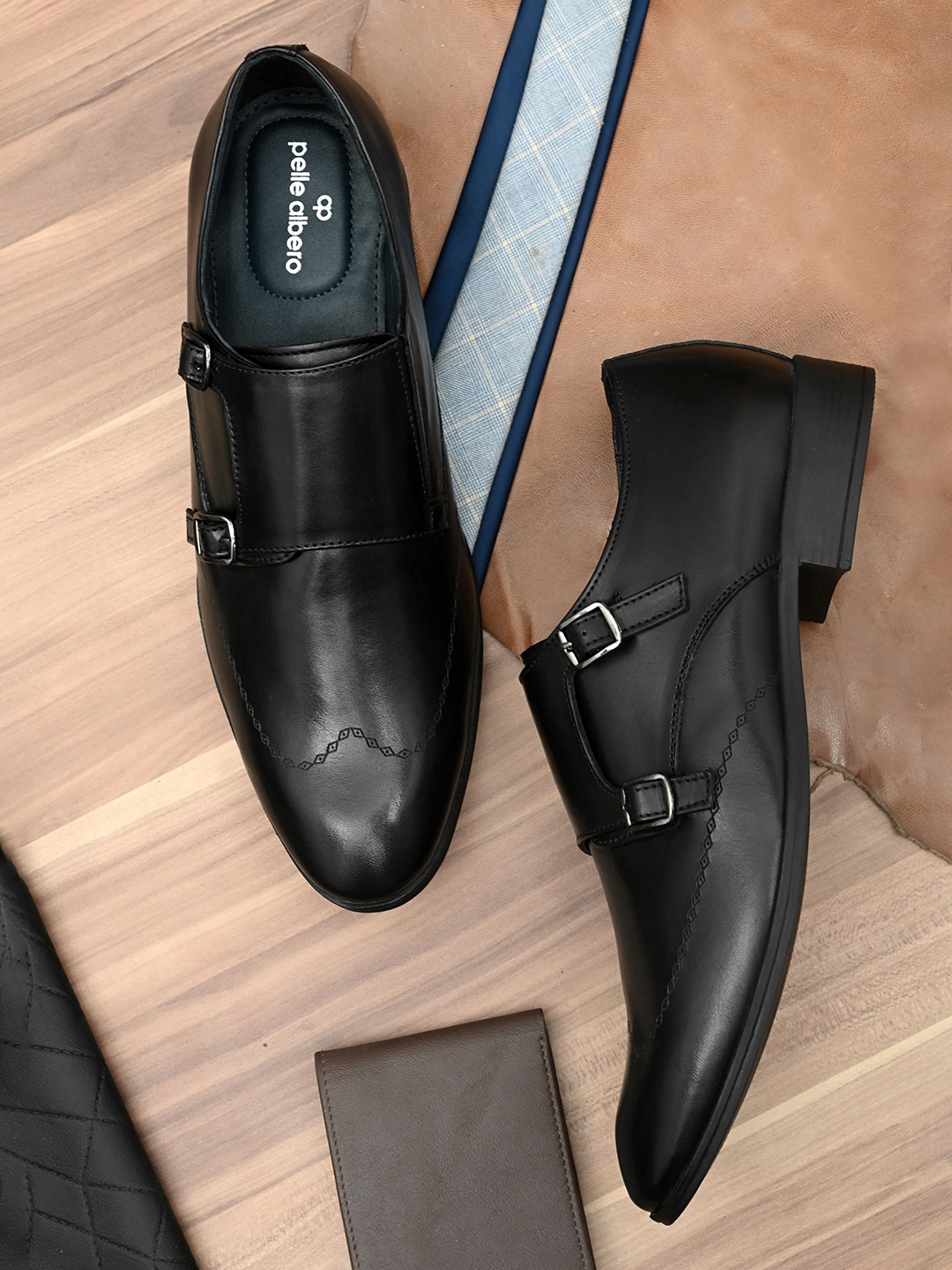 

pelle albero Men Black Solid Leather Formal Monk Shoes