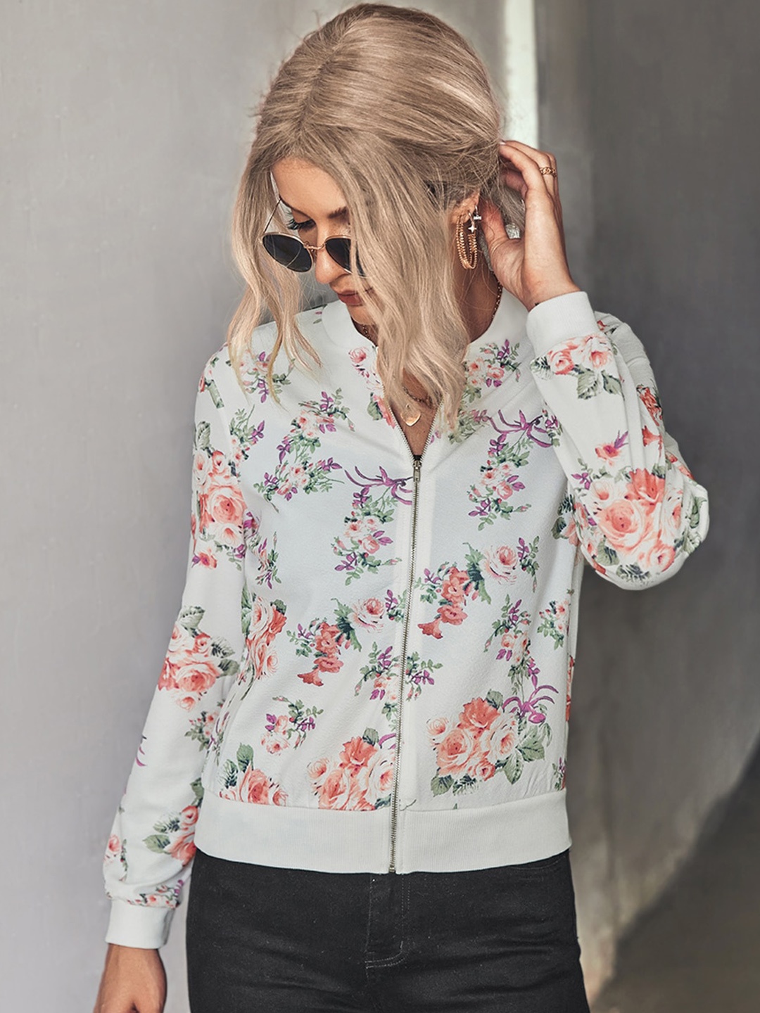 

BoStreet Women White Floral Crop Tailored Jacket