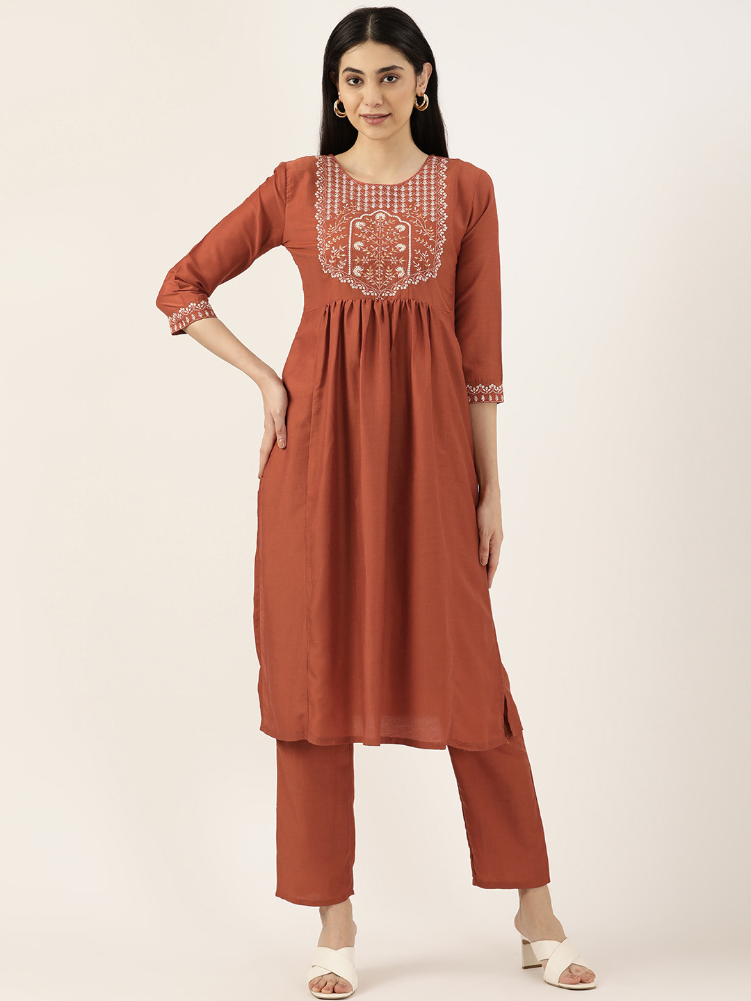 

SWAGG INDIA Women Rust Ethnic Motifs Embroidered Pleated Kurta with Trousers