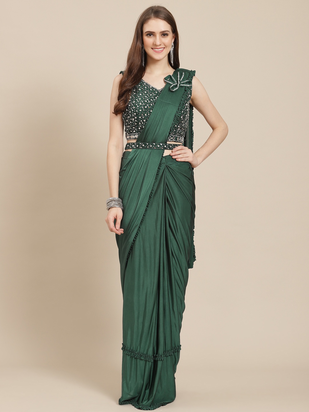 

Grancy Woman Sequinned Ready to Wear Saree, Green