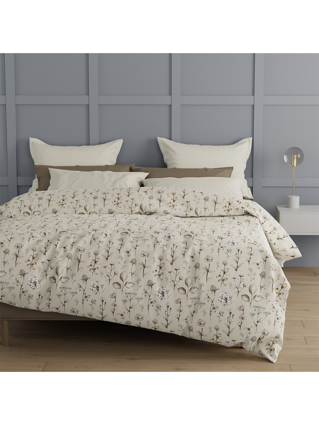

MYTRIDENT Off White Brown Floral 144 TC King Bedsheet with 2 Pillow Covers