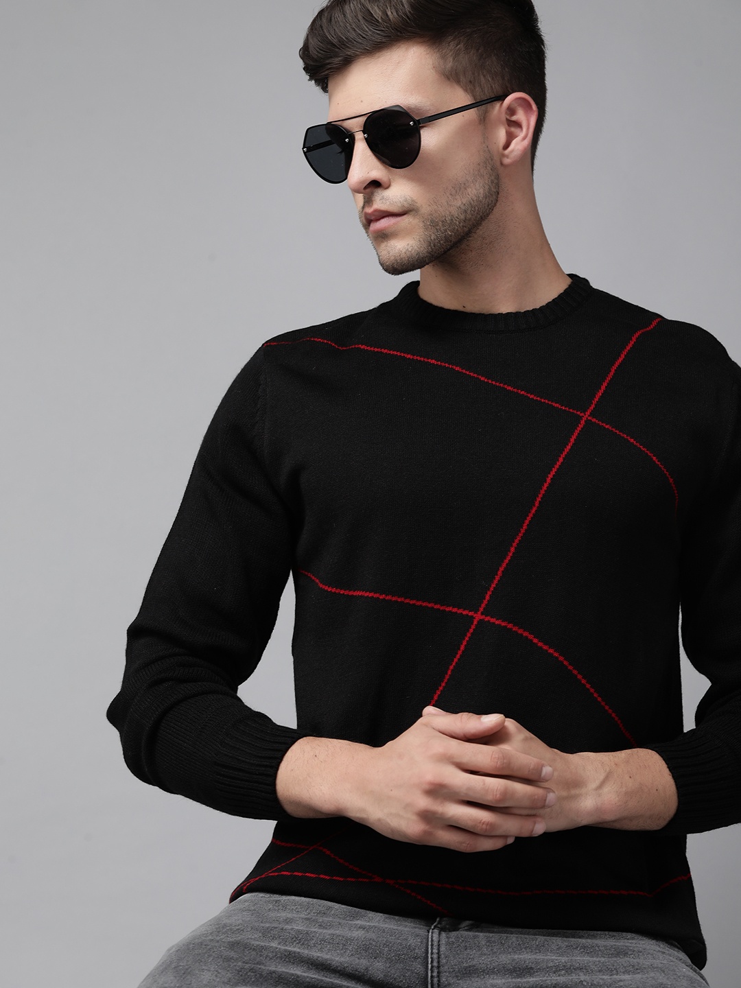 

Roadster Men Black & Red Pullover