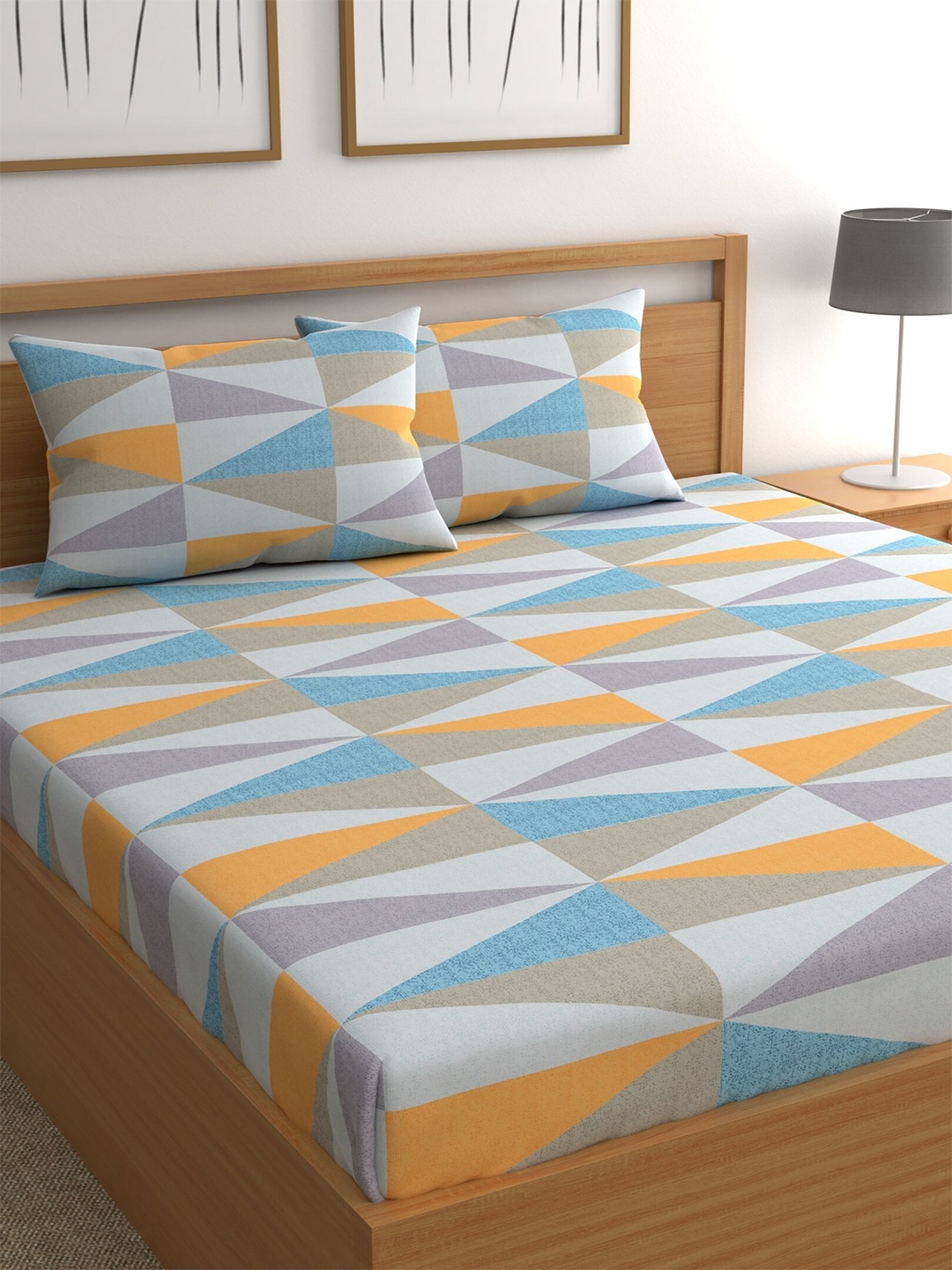 

CHHAVI INDIA Blue & Orange Geometric 210 TC Queen Bedsheet with 2 Pillow Covers