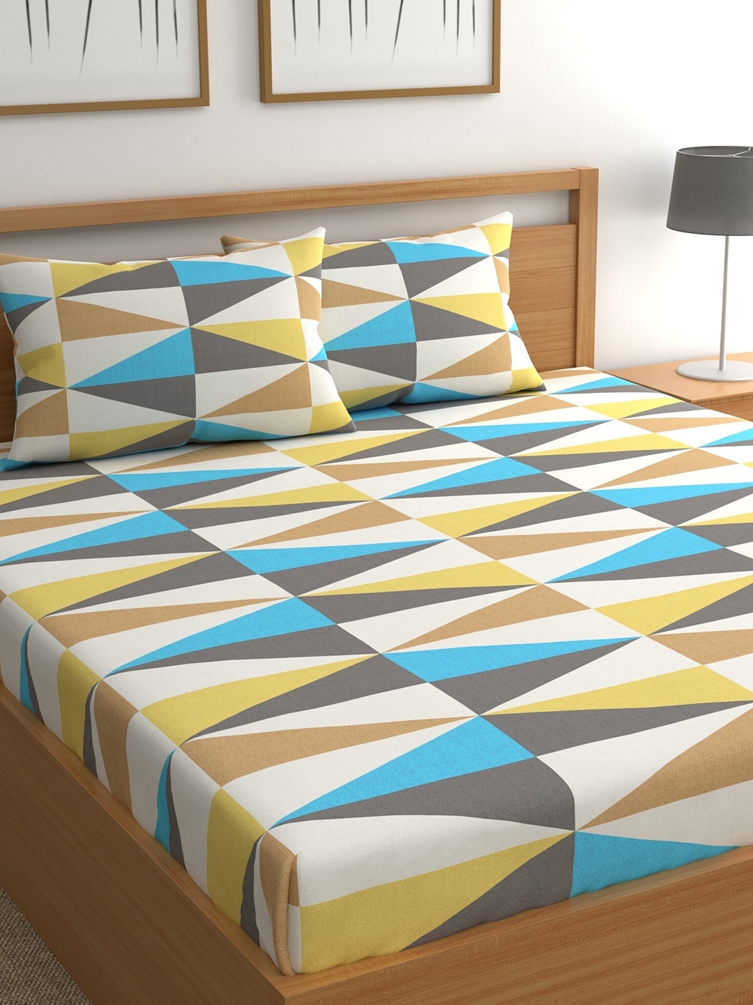 

CHHAVI INDIA White & Blue Geometric 210 TC Queen Bedsheet with 2 Pillow Covers