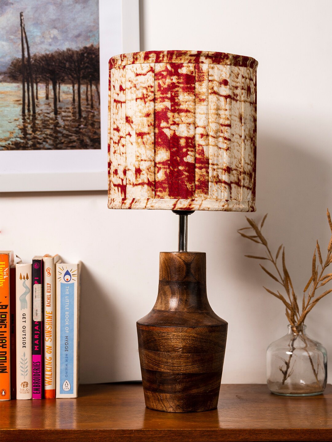 

green girgit Maroon Printed Wooden Table Lamps