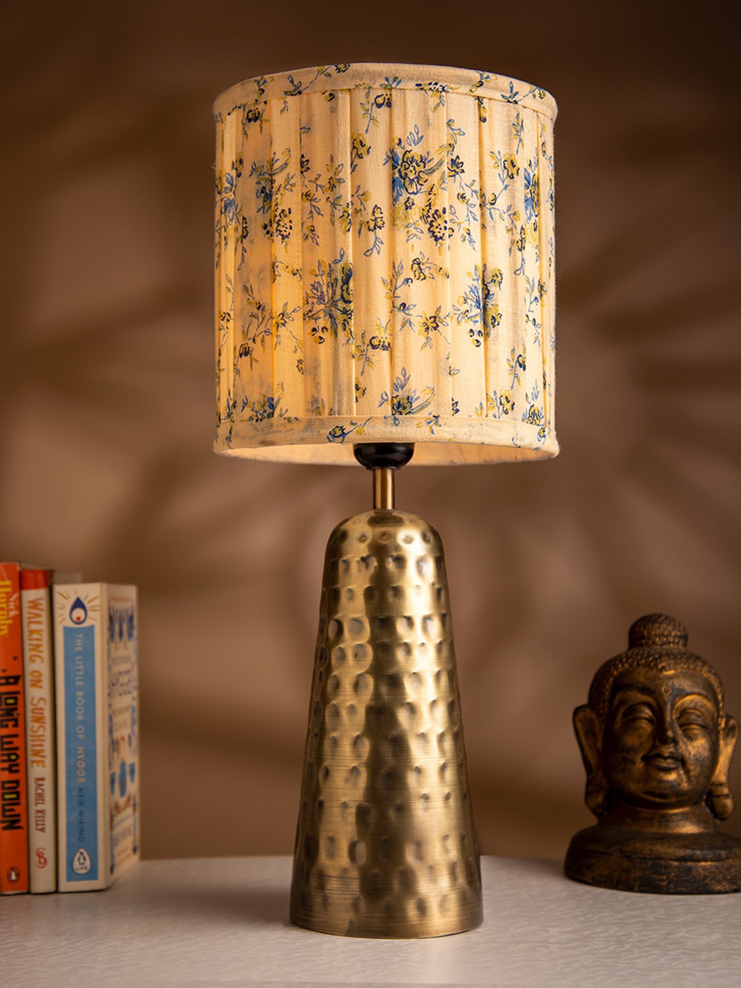 

green girgit Beige Printed Hammered Metal Table Lamp