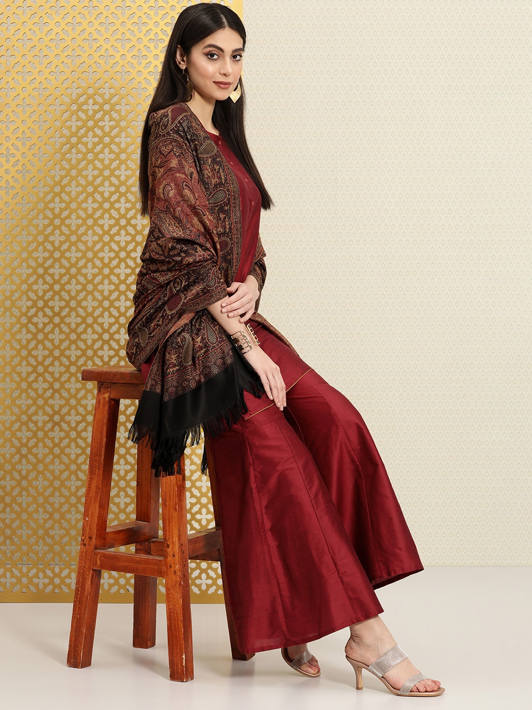 

House of Pataudi Women Jashn Kurta with Sharara & Shawl, Maroon