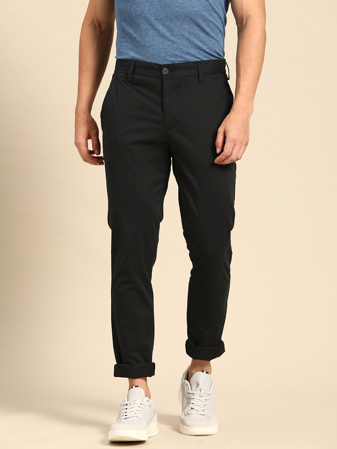 

United Colors of Benetton Men Slim Fit Trousers, Black