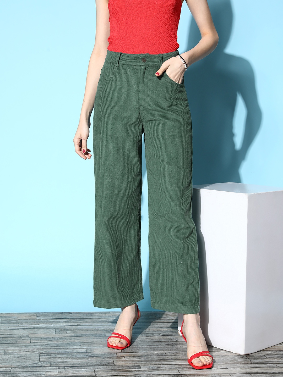 

SASSAFRAS Women Green Solid Corduroy Trousers