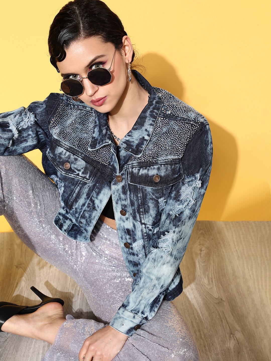 

SASSAFRAS Women Gorgeous Blue Washed Crafted Denim Jacket