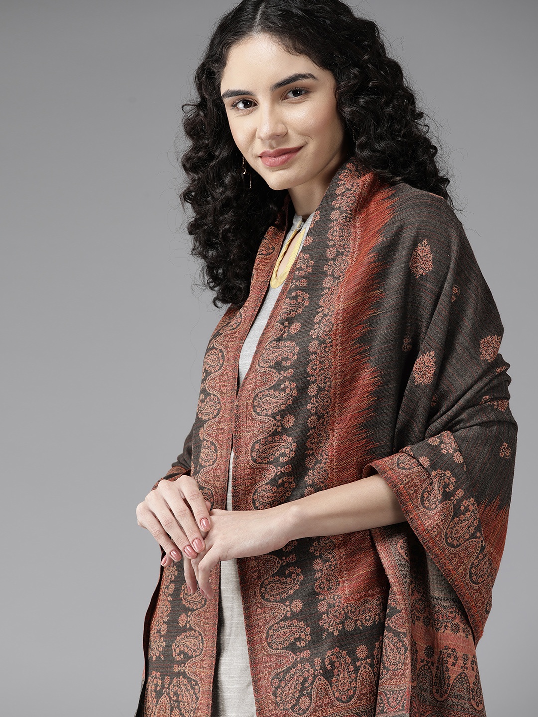 

Cayman Women Woven Design Ethnic Motifs Woolen Shawl, Charcoal