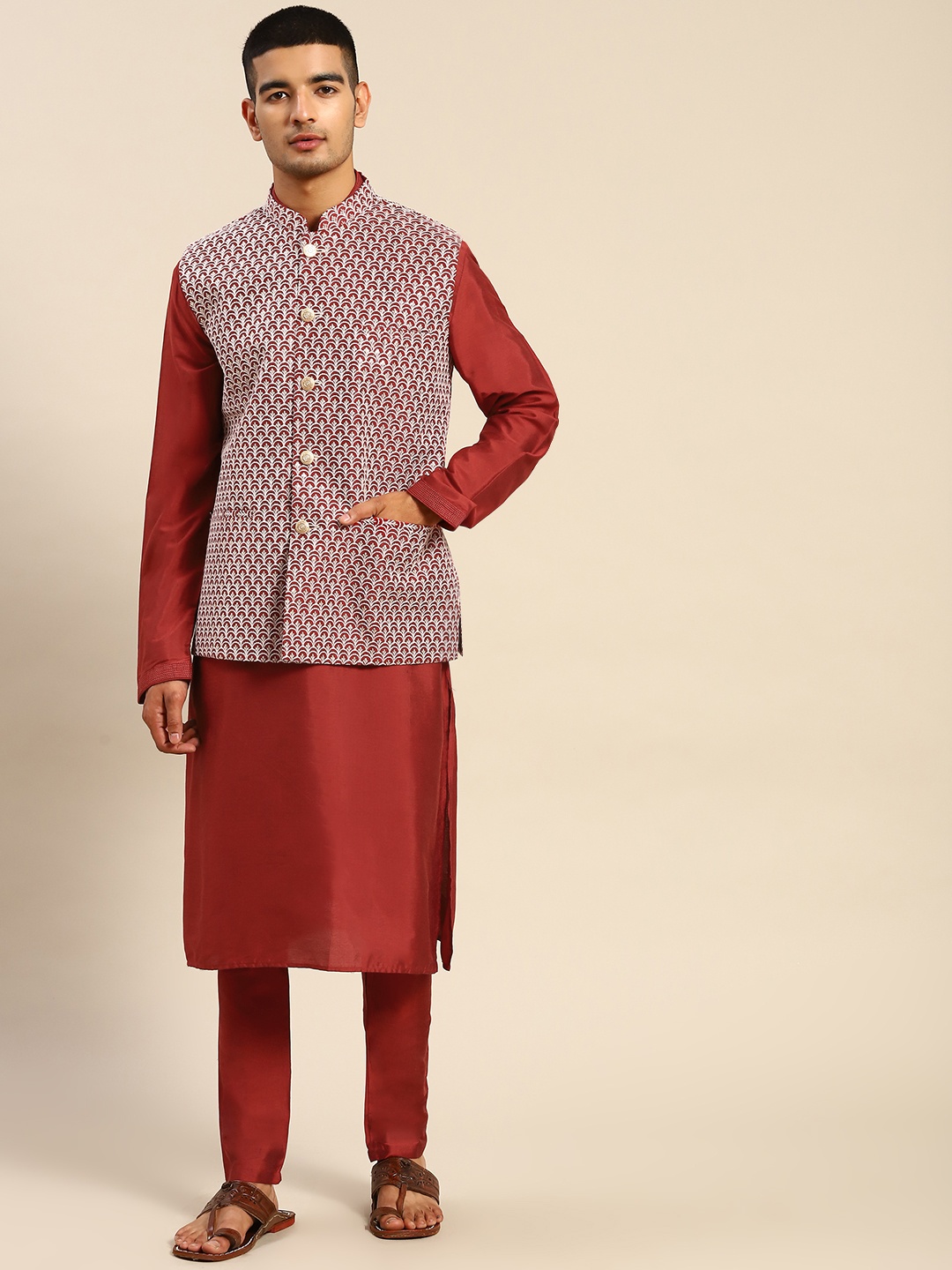 

RAJUBHAI HARGOVINDAS Men Maroon Embroidered Pure Silk Kurta With Pyjamas & Nehru Jacket