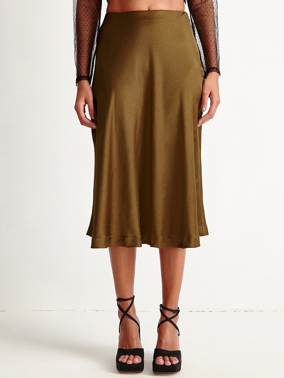 

COVER STORY Women Olive Solid Skirt