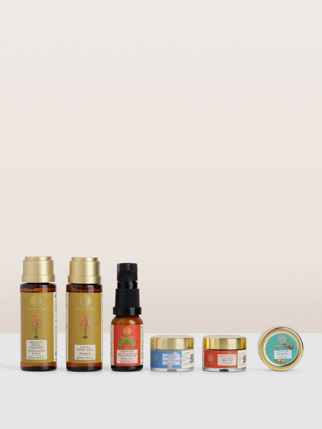 

Forest Essentials Pakshishal Gift Box Day & Night Skincare Kit - 6 Piece Gift Set, Green