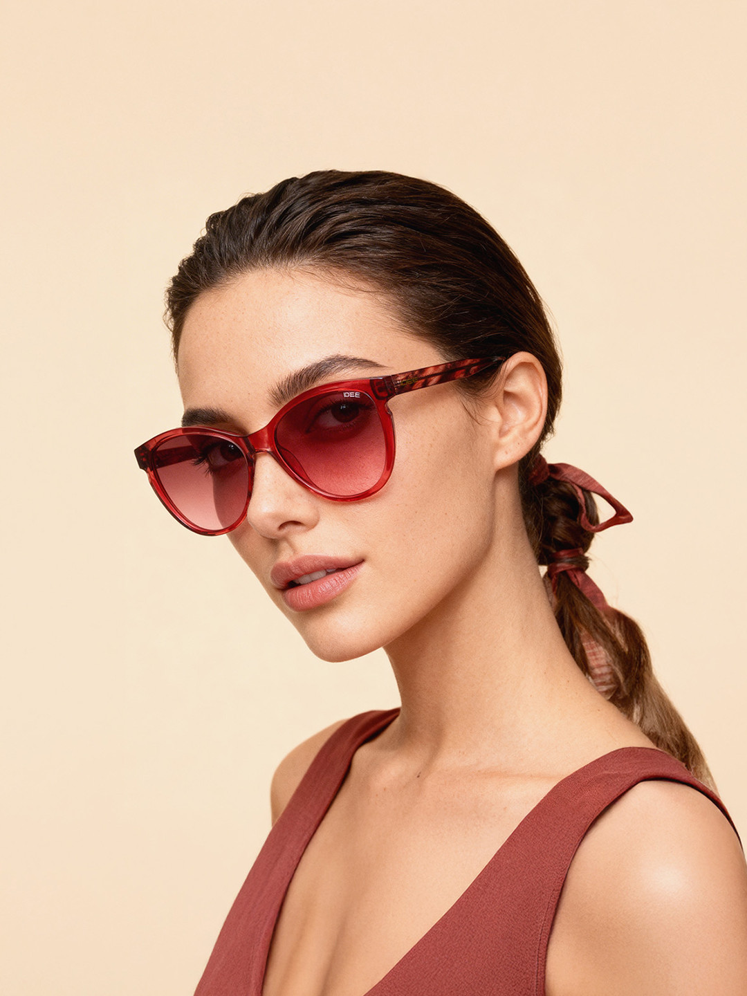 IDEE Women Pink Lens & Red Cateye Sunglasses IDS2646C3SG