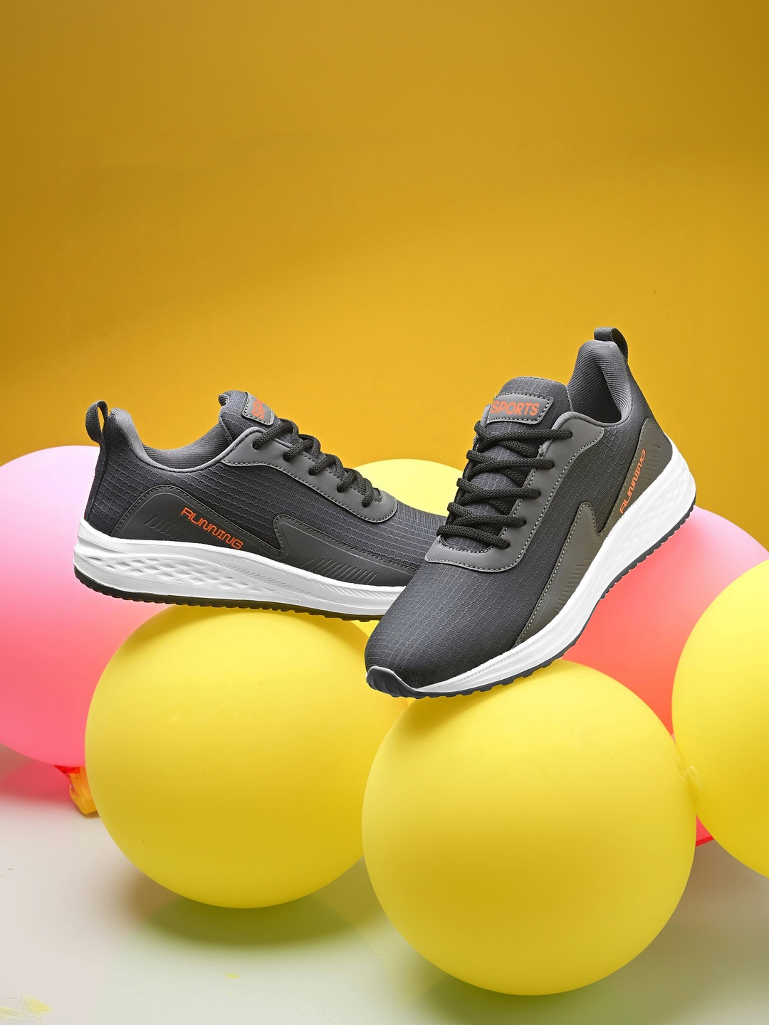 BIRDE Men Mesh Walking Non-Marking Shoes