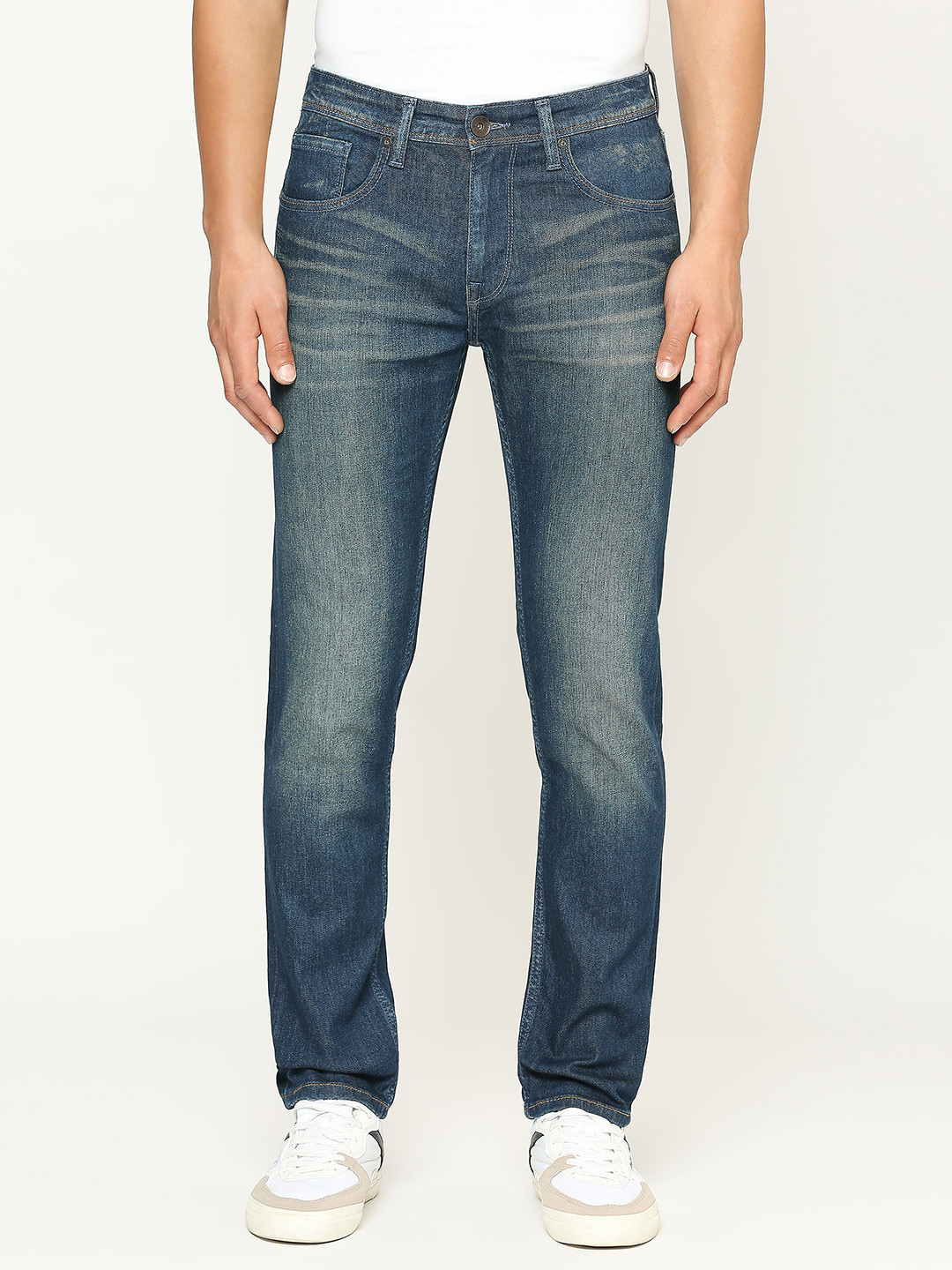 Pepe Jeans Men Vapour Tapered Fit Low-Rise Heavy Fade Stretchable Jeans