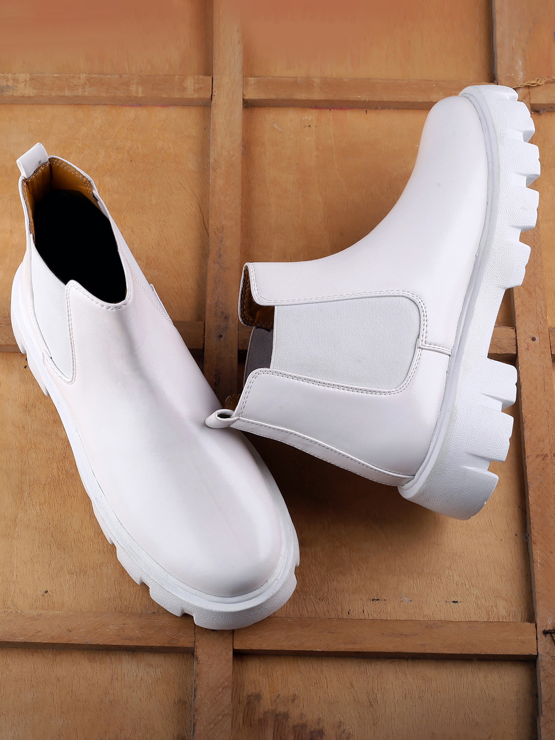 Bxxy Men Heeled Mid-Top Chelsea Boots