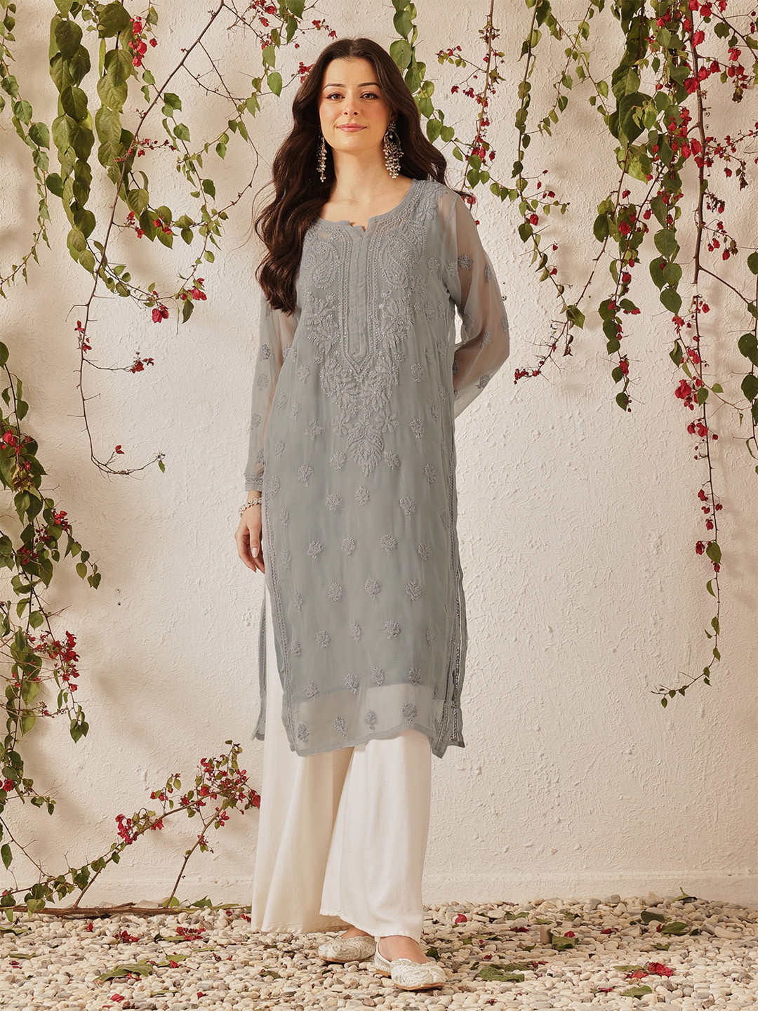 ADA Women Grey Ethnic Motifs Embroidered Chikankari Georgette Handloom Kurta With Matching Slip