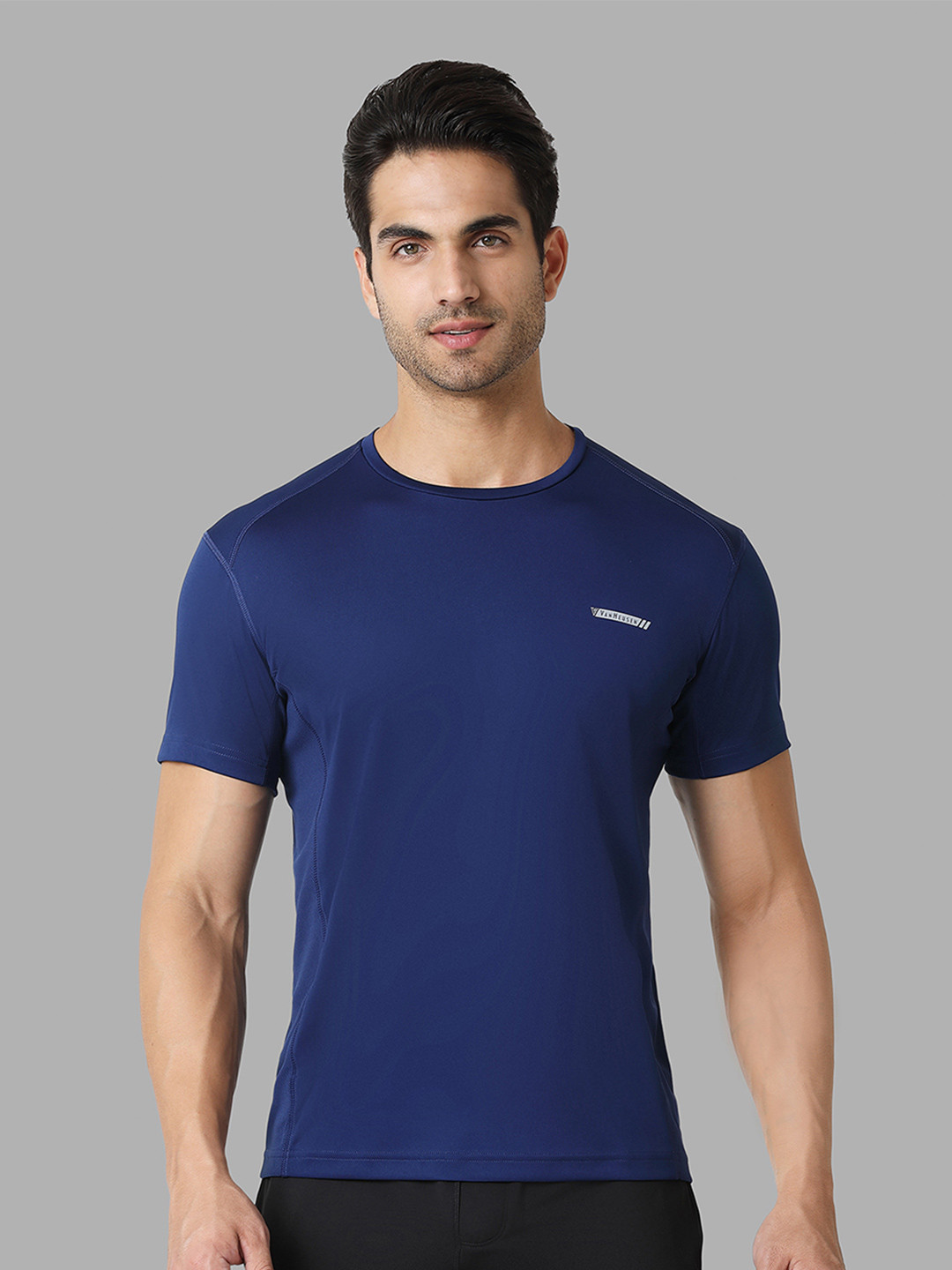 Van Heusen Innerwear Men Solid Swift Dry Anti Microbial Active Slim Fit Lounge Tshirt