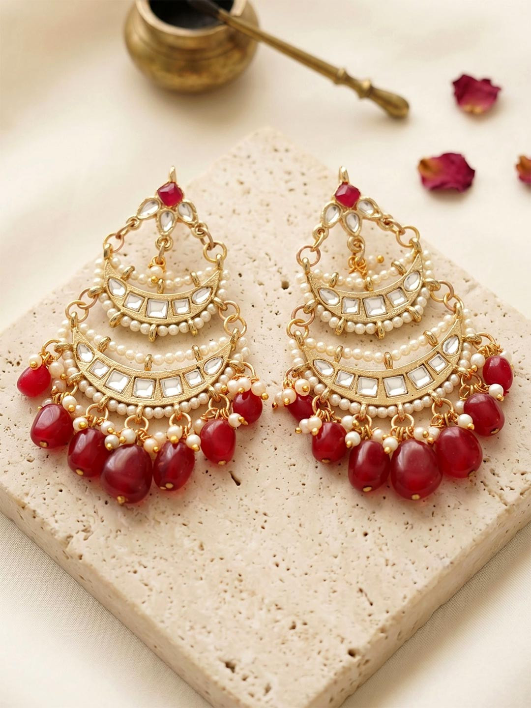 KARATCART Red & Gold-Toned Contemporary Chandbalis Earrings