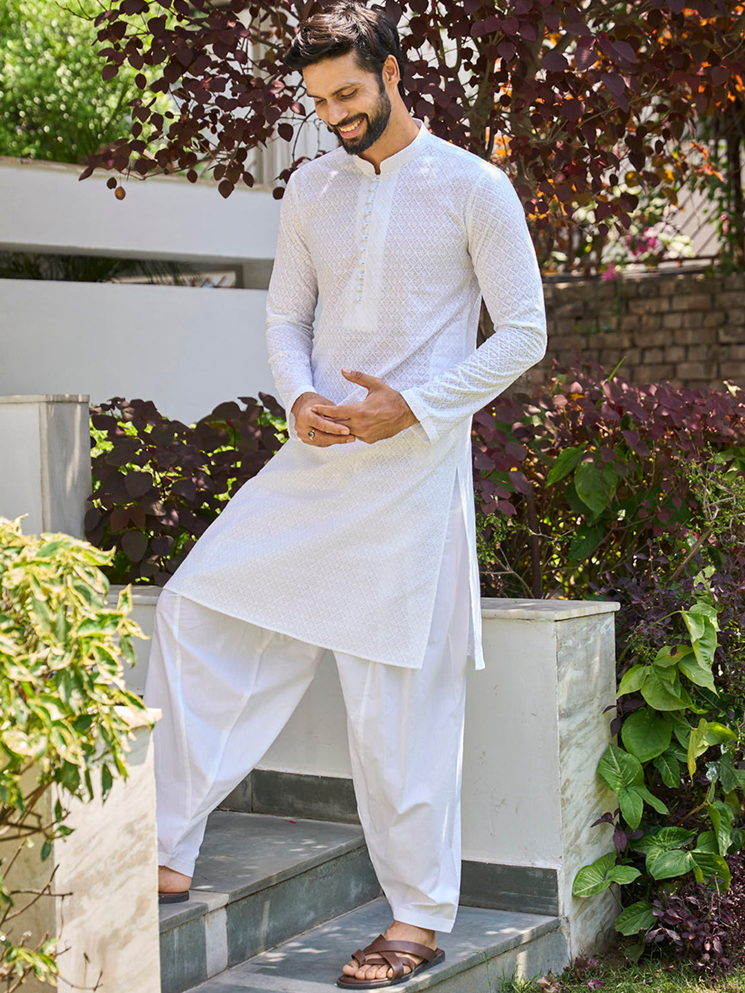 See Designs Men White Ethnic Motifs Embroidered Chikankari Pure Cotton Republic Day Kurta with Pyjamas