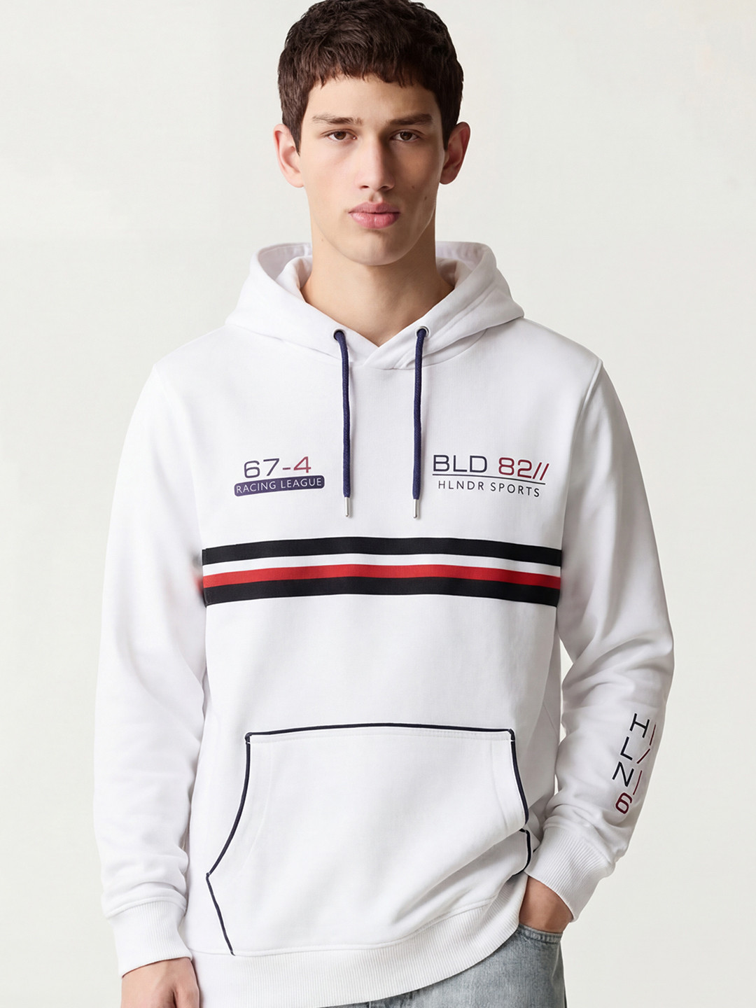 HIGHLANDER Men White Printed Hooded Sweatshirt
