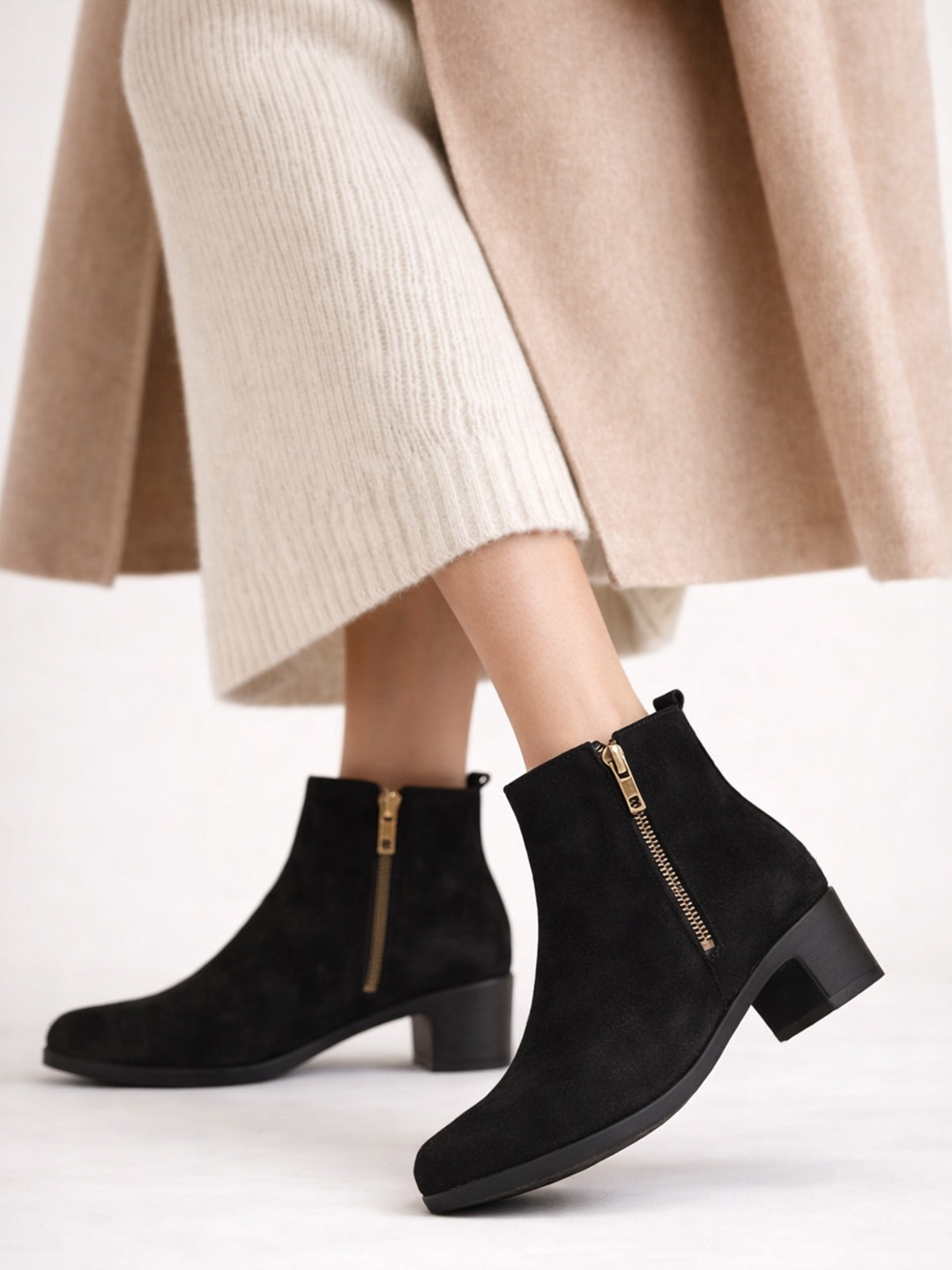FAUSTO Women Heeled Mid-Top Chelsea Boots